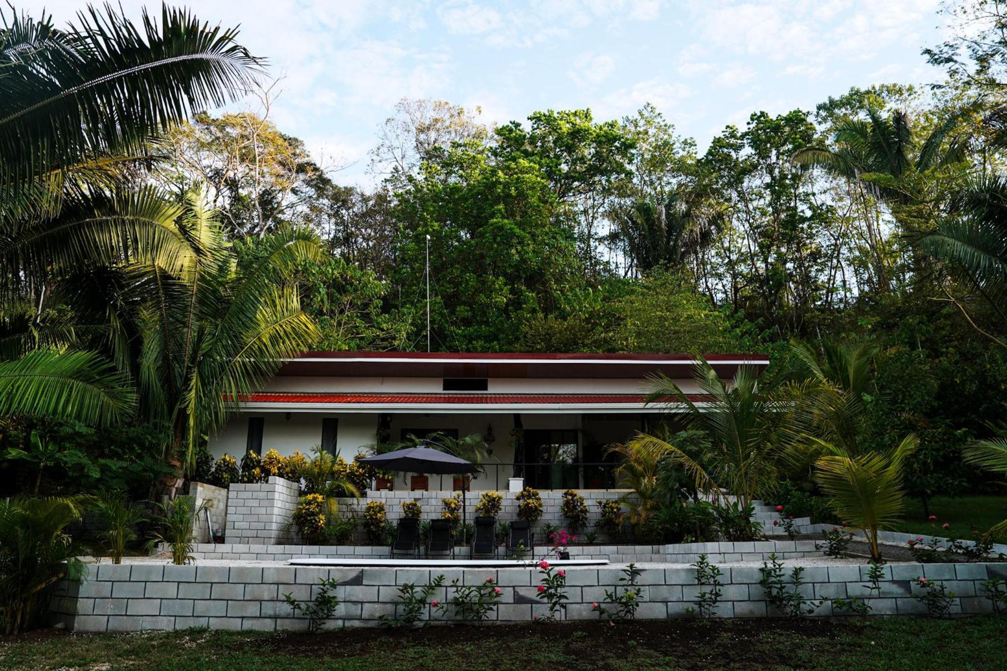 House In The Palm Forest Apartment Puerto Carrillo Exterior photo